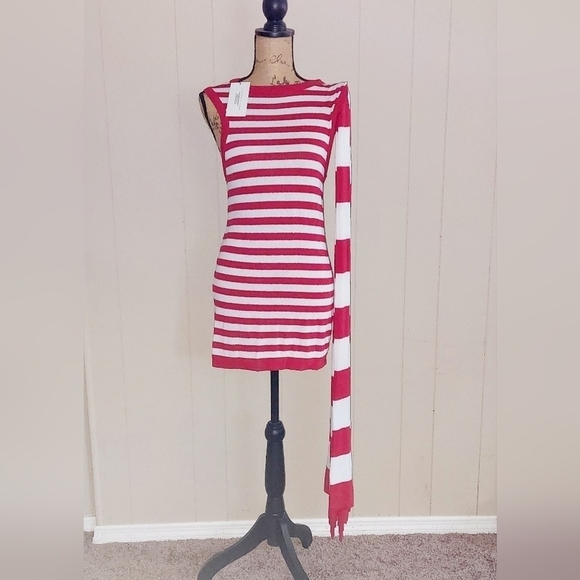 NEW Victoria & Tomas  Draped One Shoulder Strip Top NWT Size 45 - US Size 6 - Picture 4 of 12